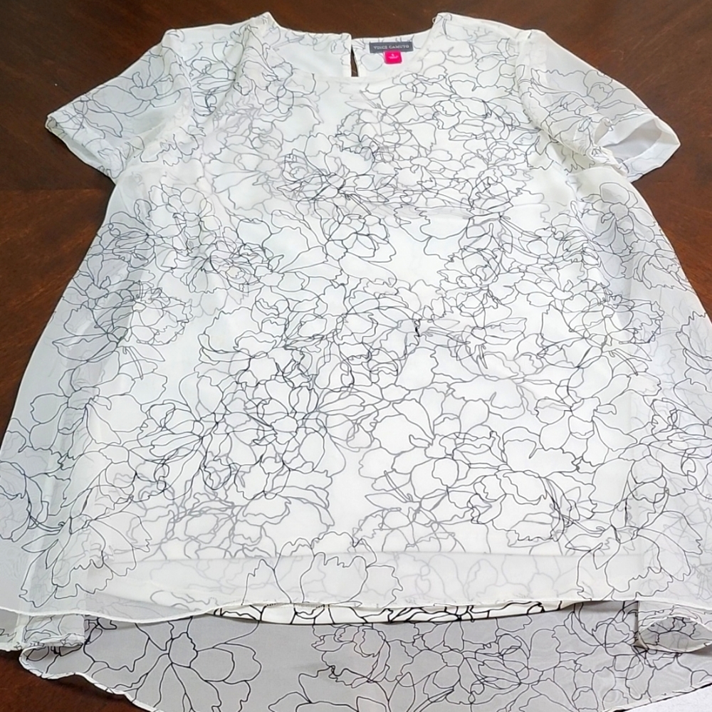 Vince Camuto womens blouse